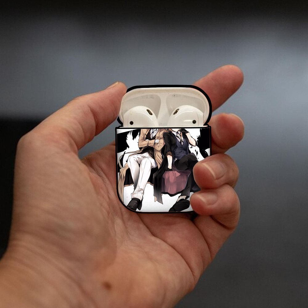 文豪ストレイドッグス Bungo Stray Dogs AirPods 第2世代保護ケース ハードシェル ブラック 耐衝撃・防指紋・カラビナ付き