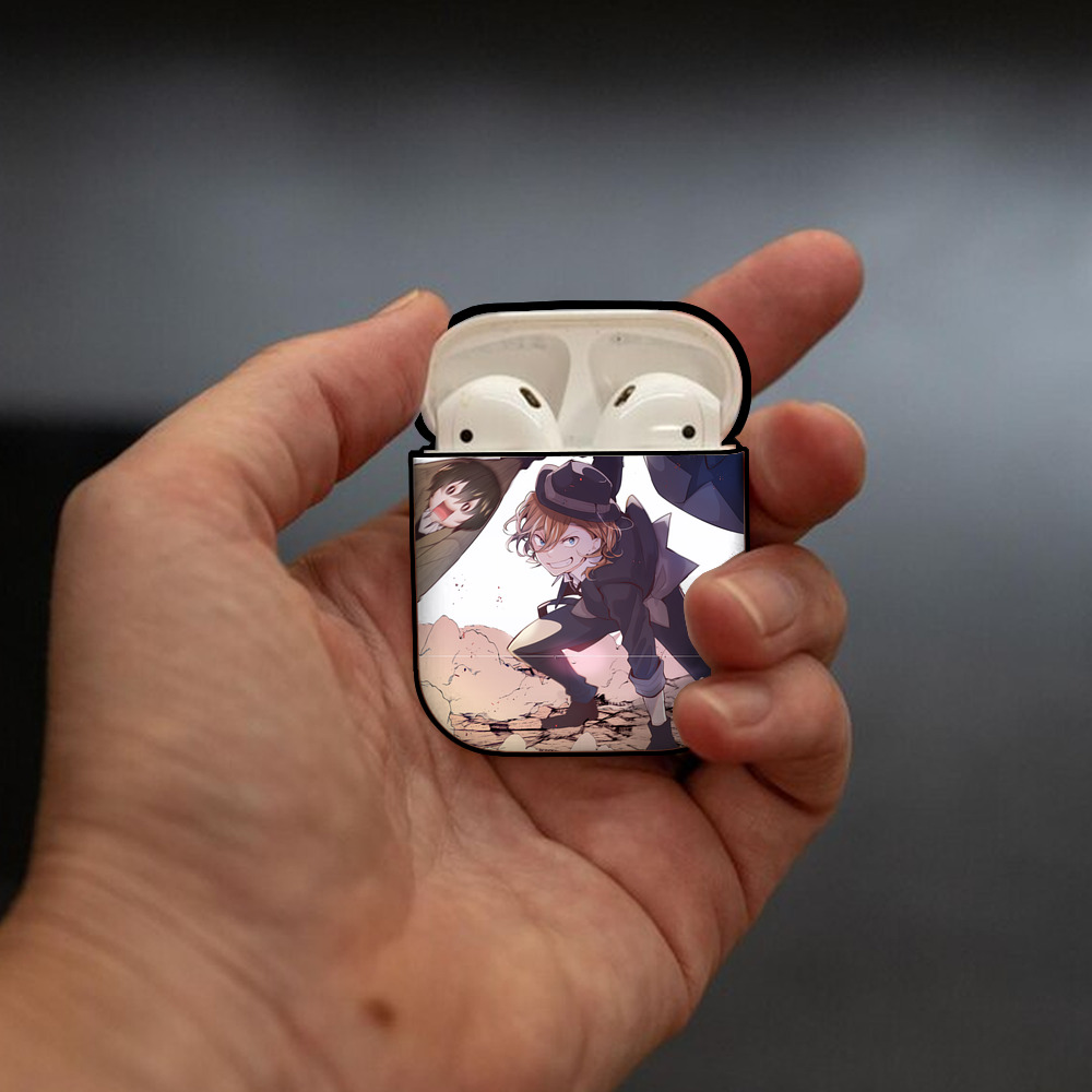 文豪ストレイドッグス Bungo Stray Dogs AirPods 第2世代保護ケース ハードシェル ブラック 耐衝撃・防指紋・カラビナ付き