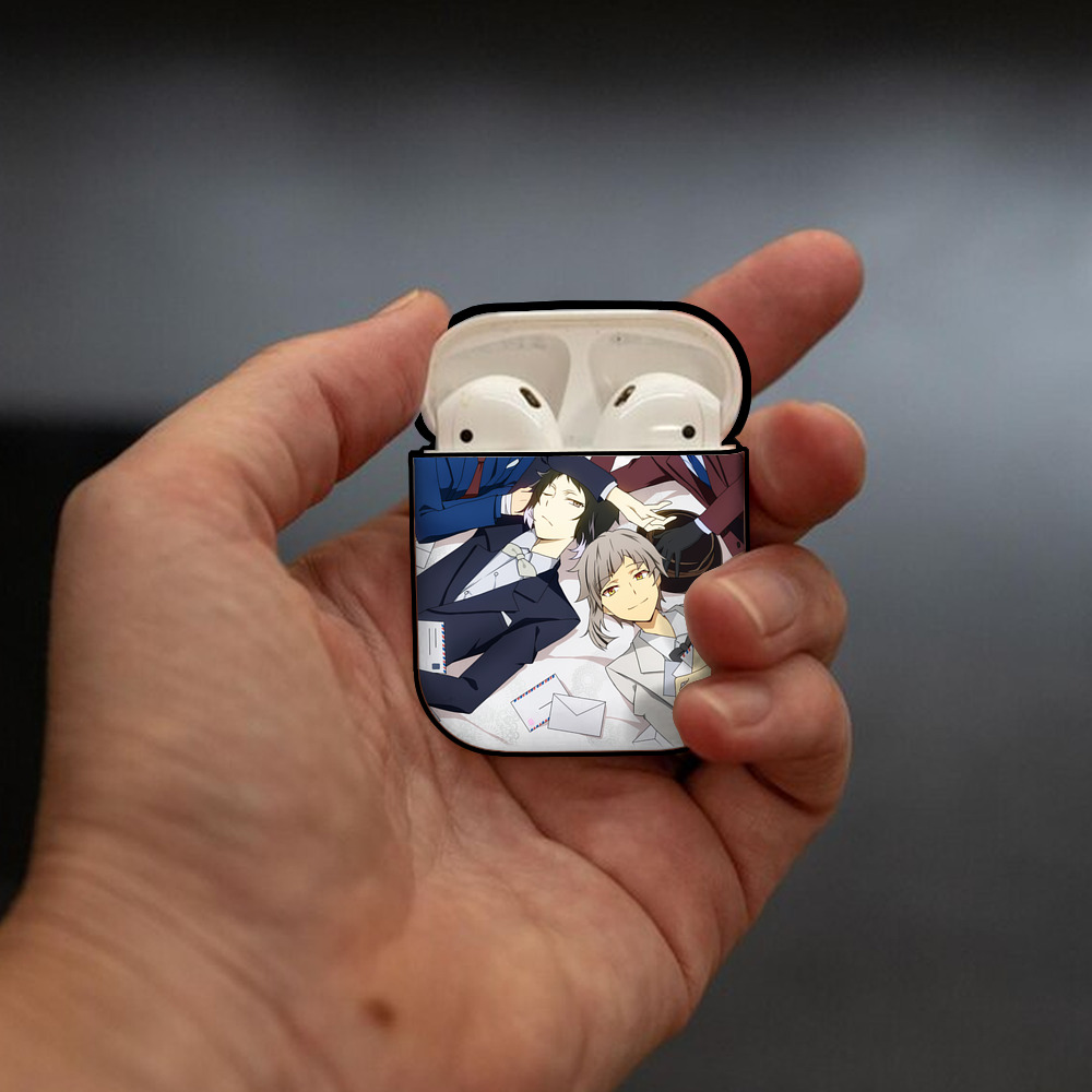 文豪ストレイドッグス Bungo Stray Dogs AirPods 第2世代保護ケース ハードシェル ブラック 耐衝撃・防指紋・カラビナ付き