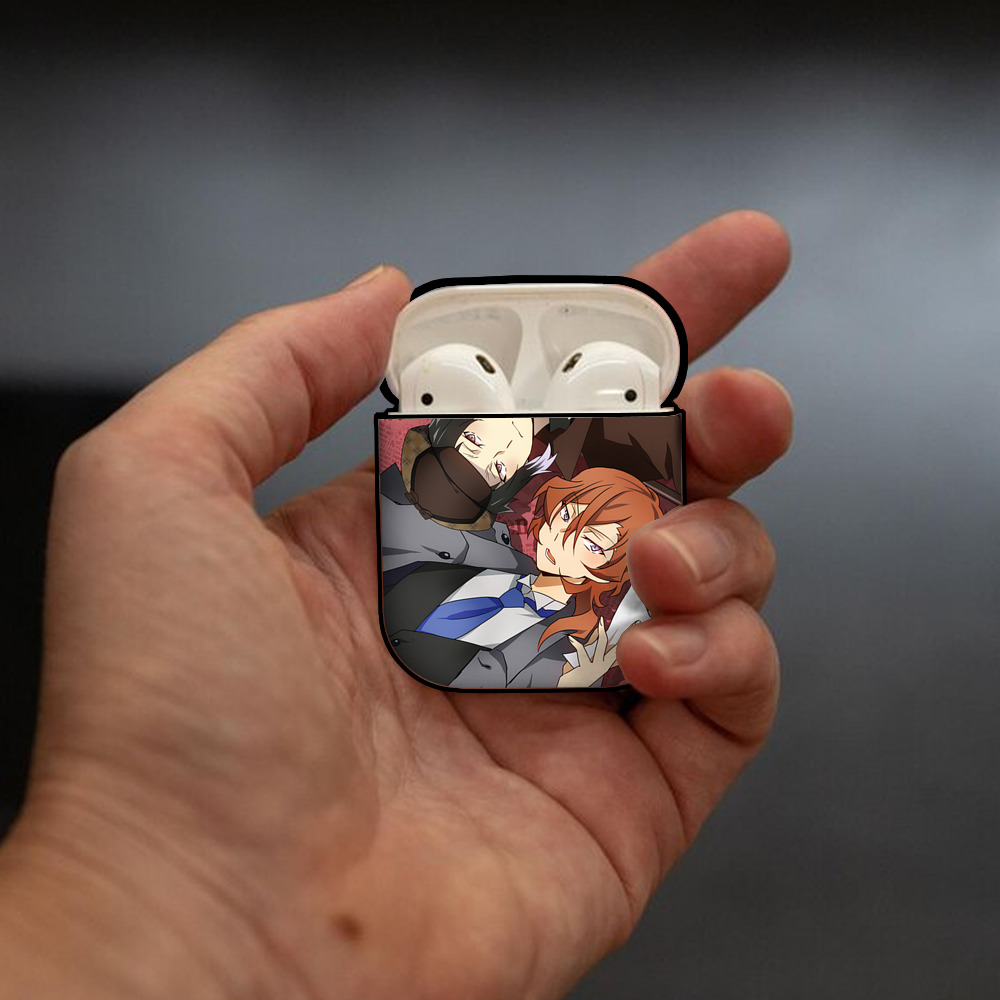 文豪ストレイドッグス Bungo Stray Dogs AirPods 第2世代保護ケース ハードシェル ブラック 耐衝撃・防指紋・カラビナ付き