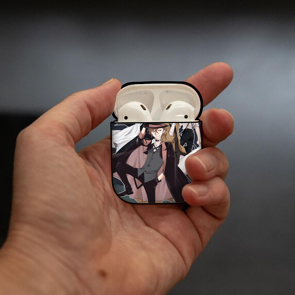 文豪ストレイドッグス Bungo Stray Dogs AirPods 第2世代保護ケース ハードシェル ブラック 耐衝撃・防指紋・カラビナ付き
