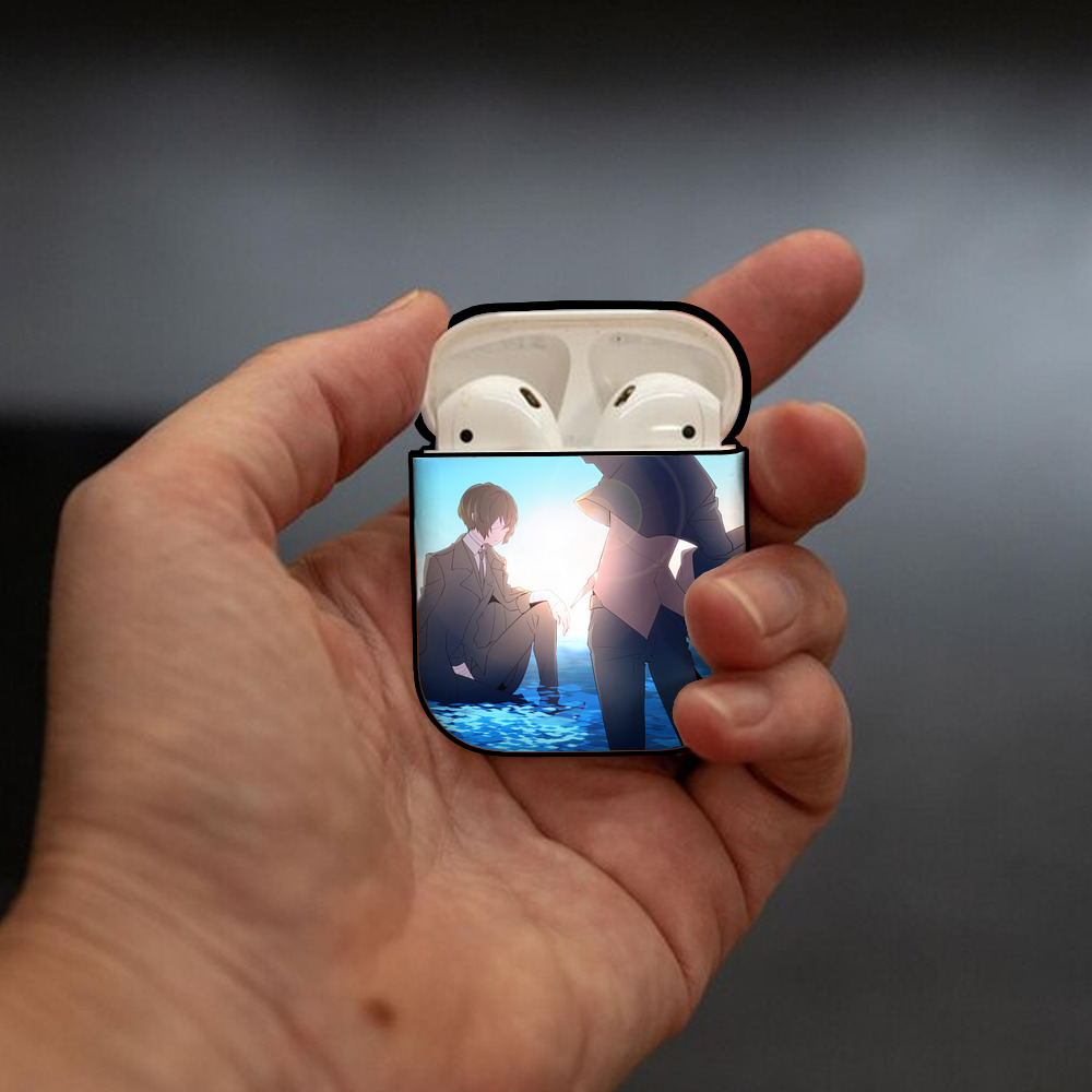 文豪ストレイドッグス Bungo Stray Dogs AirPods 第2世代保護ケース ハードシェル ブラック 耐衝撃・防指紋・カラビナ付き
