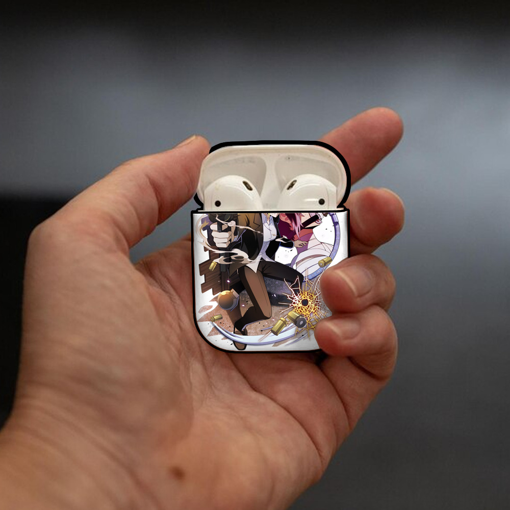 文豪ストレイドッグス Bungo Stray Dogs AirPods 第2世代保護ケース ハードシェル ブラック 耐衝撃・防指紋・カラビナ付き